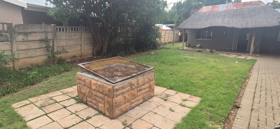 3 Bedroom Property for Sale in Uitsig Free State